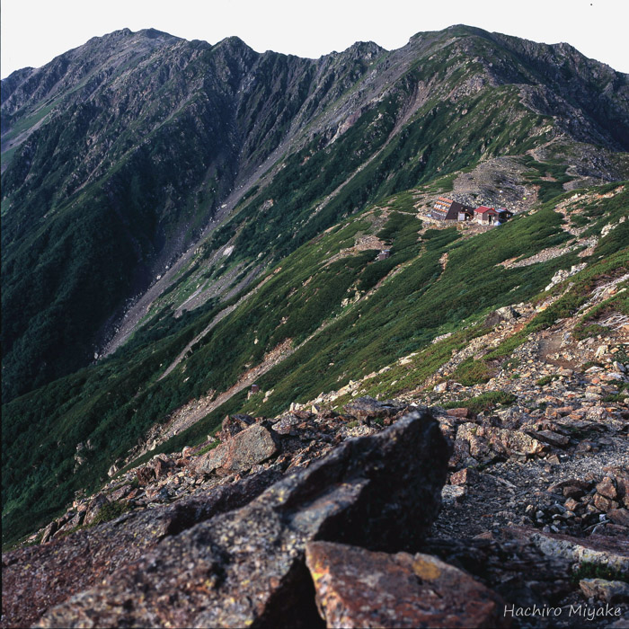 北岳山荘から間ノ岳に至る日本一長い3000mの稜線